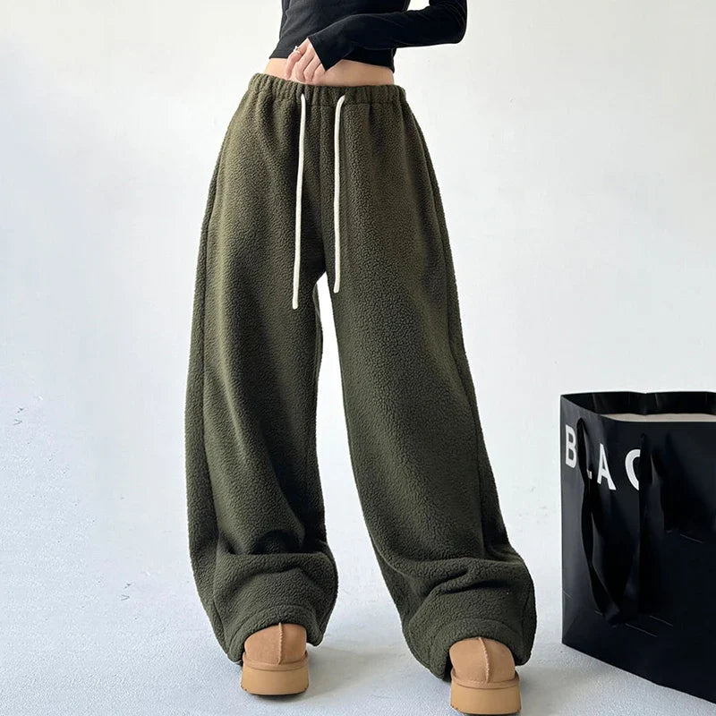 Soho Lounge Fleece Sweatpants — Oversized Relaxed Fit 5