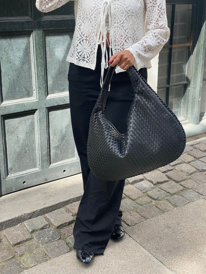 Lindmere Vegan Leather Handbag — Spacious Shoulder Bag 18