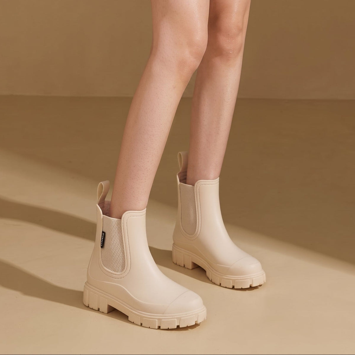 Women's Waterproof Chelsea Boots — Chunky Lug Sole Ankle Boot 4