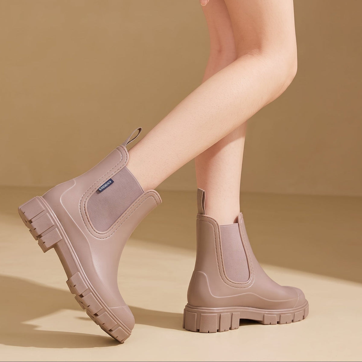 Women's Waterproof Chelsea Boots — Chunky Lug Sole Ankle Boot 10