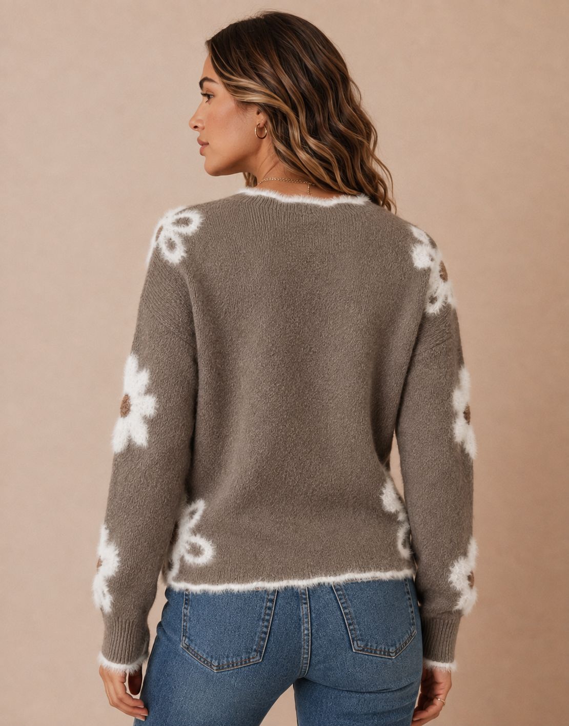 DECERLE - Women's - Floral Knit - V-Neck Sweater