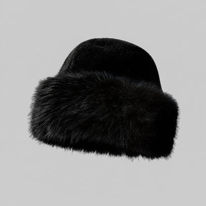 Women's Faux Fur Winter Hat with Ear Flaps — Plush Warm 4