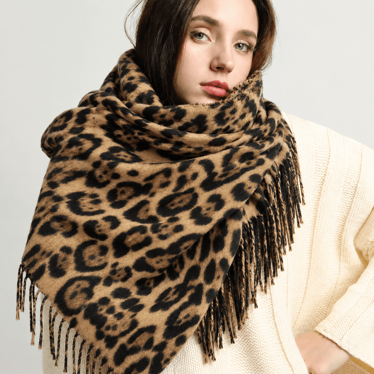 Leopard Print Blanket Scarf — Women's Tasselled Wrap 4