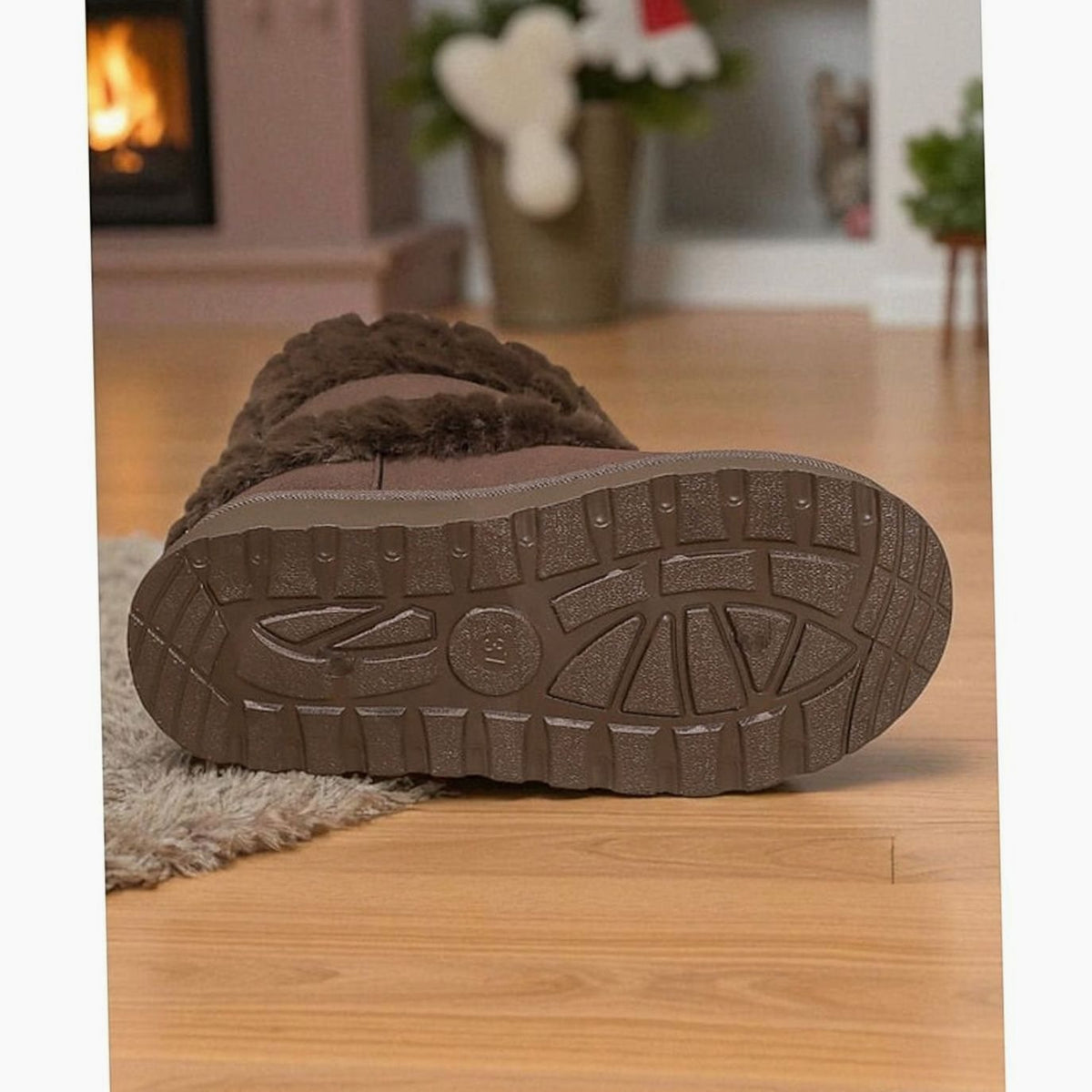 Women's Fur-Trimmed Slip-On Snow Boots — Warm & Stylish 4