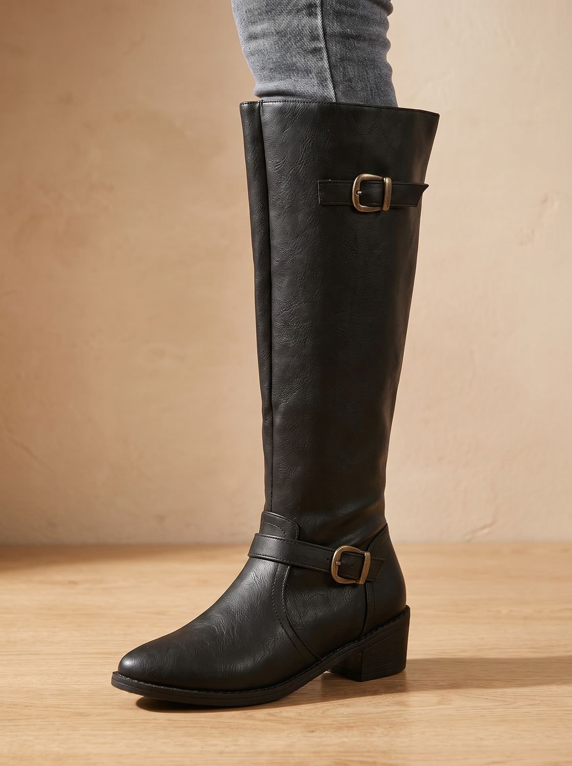 Women's Knee-High Riding Boots — Low Block Heel Buckle Zip 2