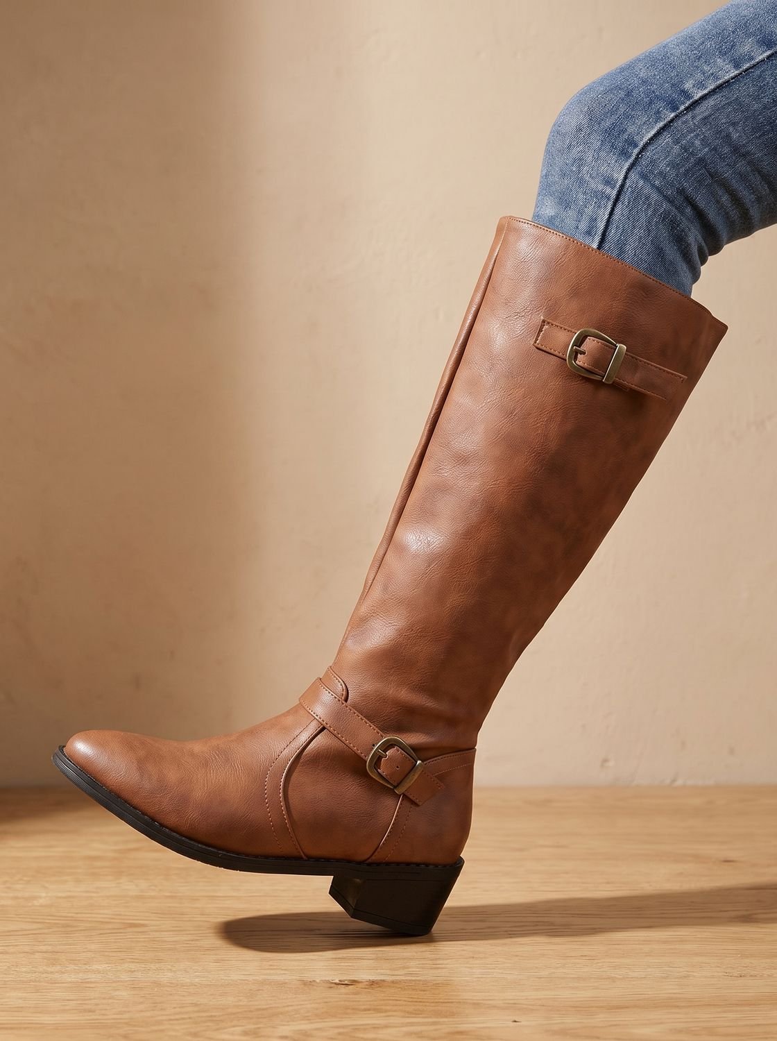 Women's Knee-High Riding Boots — Low Block Heel Buckle Zip 3